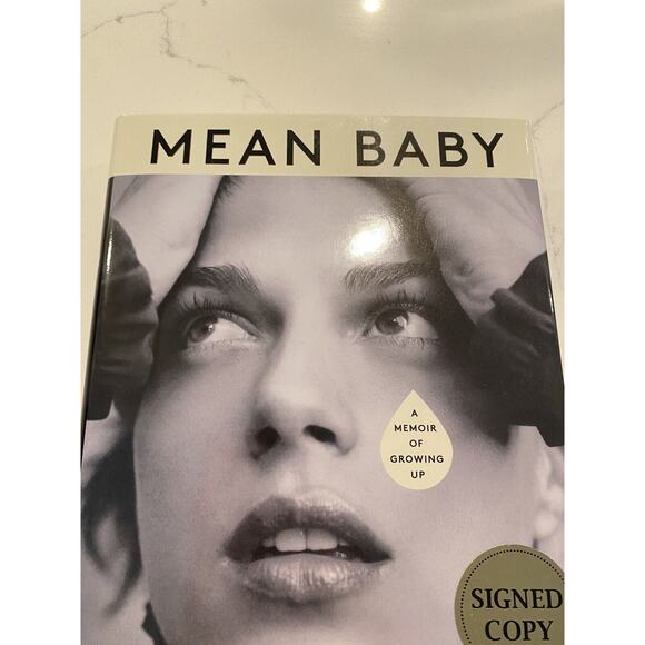 Autographed Selma Blair SIGNED Book Mean Baby: A Memoir of Growing Up Autograph - Picture 7 of 7